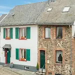 Modern In Reifferscheid With Garden ヘレンタール