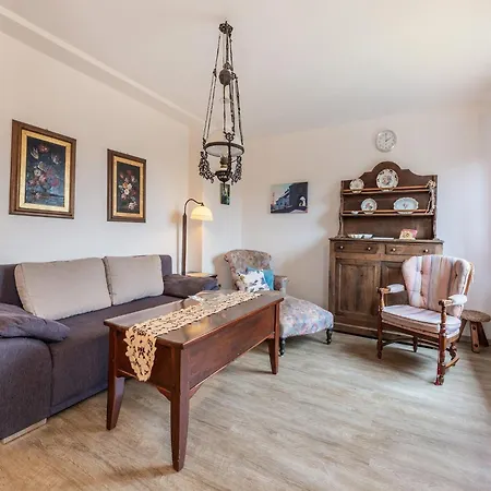 Modern In Reifferscheid With Garden Apartment